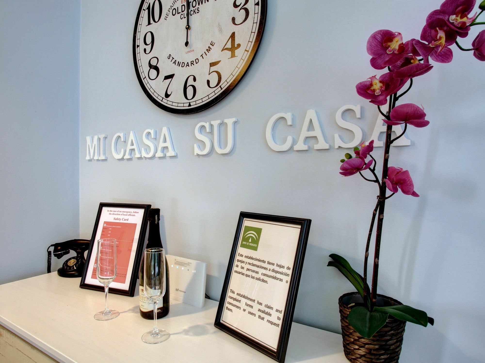 Malaga Lodge Studio ภายนอก รูปภาพ